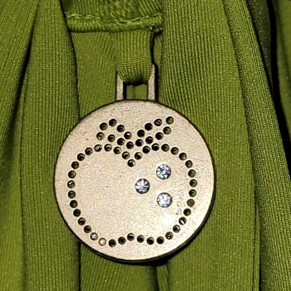 Fun Outfit - Picture 7 of 11